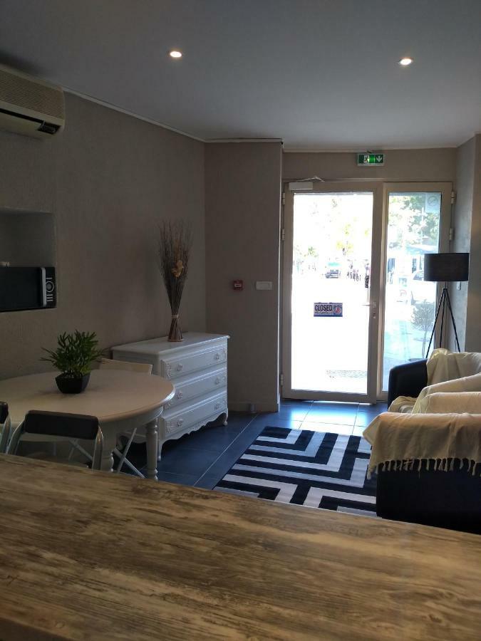 Hotel Renaissance Martigues Luaran gambar